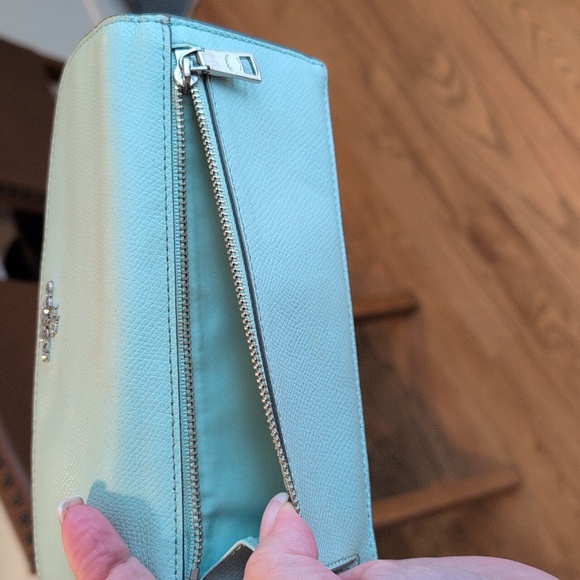 Coach Light Green Long Wallet - Picture 7 of 7